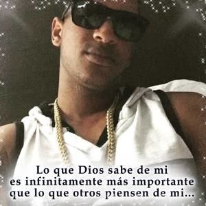 Meet your Posher, Luis perez